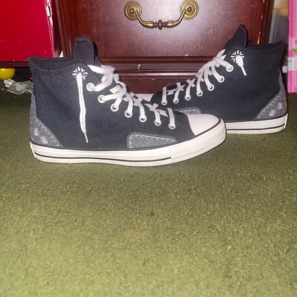 Converse Shoes - Unisex Converse Embroidery Size M9/W11